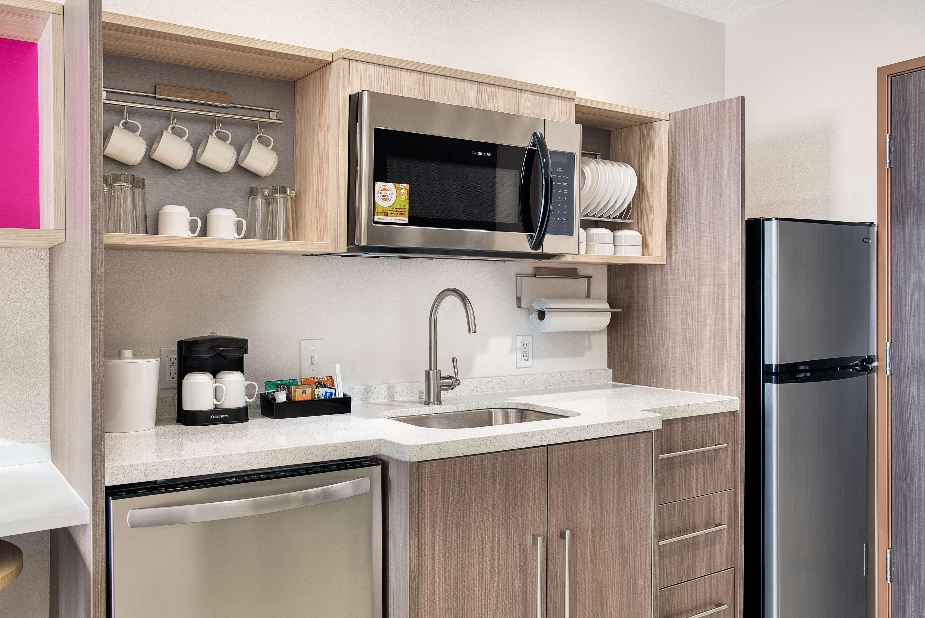 Home2 Suites By Hilton Batesville Exteriör bild